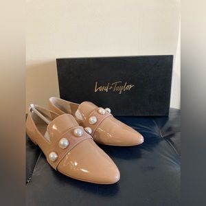 Lord and Taylor women's Loafer 7.5
